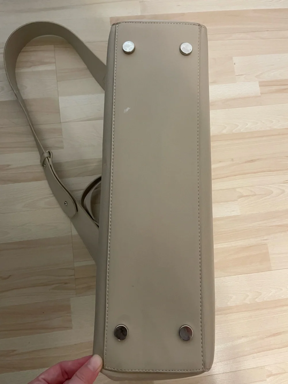 GREAT Condition Calpak Haven Laptop Tote in Beige / Light Tan / Cream!